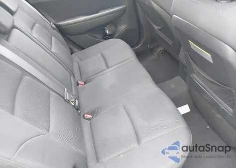 2010 Hyundai Elantra Touring Gls z USA, uszkodzony, nr VIN KMHDC8AE1AU063843